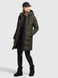 Khujo Manteaux De Mi-saison Manteau Mi-saison Mugg Femme Olive -Khujo Soldes Magasin 084672fbd2a5bce346c974f6ae56992f
