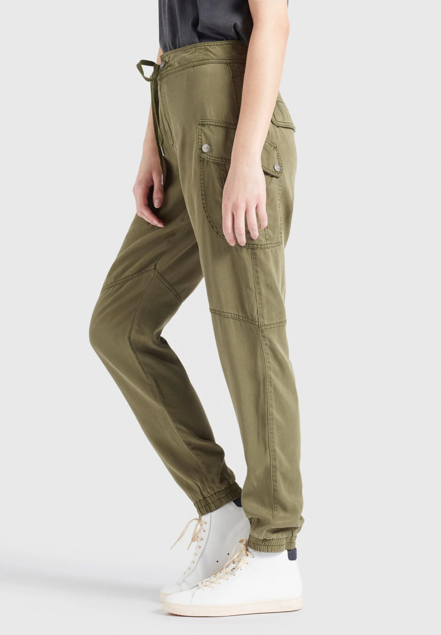 Khujo Pantalons Cargo Effilé Pantalon Cargo Joslin Femme Olive 6 Khujo Pantalons Cargo Effilé Pantalon Cargo Joslin Femme Olive – Image 4