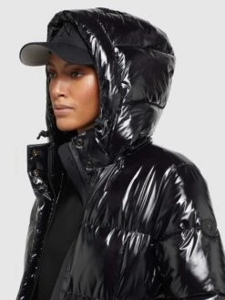 Khujo Manteaux Dhiver Manteau D’hiver Tonka Femme Noir -Khujo Soldes Magasin 327d9f3fc804665d980cda405c2b0fb7