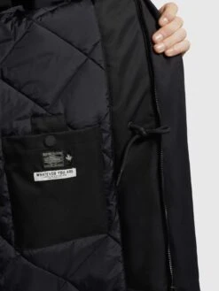 Khujo Manteaux Dhiver Manteau D’hiver Tuck Homme Noir -Khujo Soldes Magasin 440df6fbccf0f6b3bc4b113a7bc30ee6