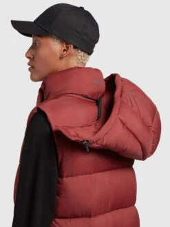 Khujo Vestes Sans Manches Gilet Magneta Femme Rouge Rouille -Khujo Soldes Magasin 50f2fbc77f7e0080cebac7c775125005