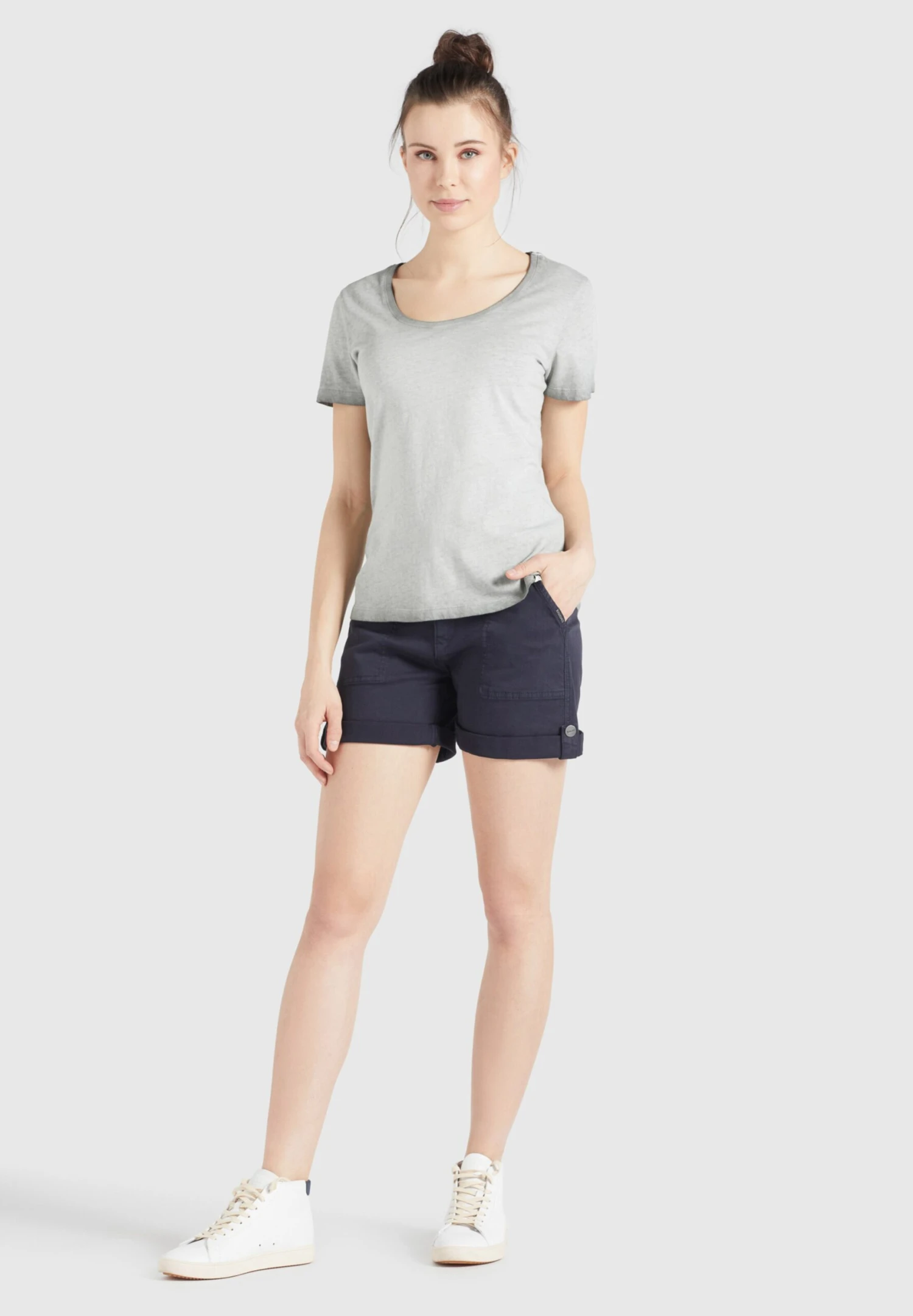 Khujo T-shirts T-shirt Pergola Femme Gris Foncé / Gris Chiné 5 Khujo T-shirts T-shirt Pergola Femme Gris Foncé / Gris Chiné – Image 3