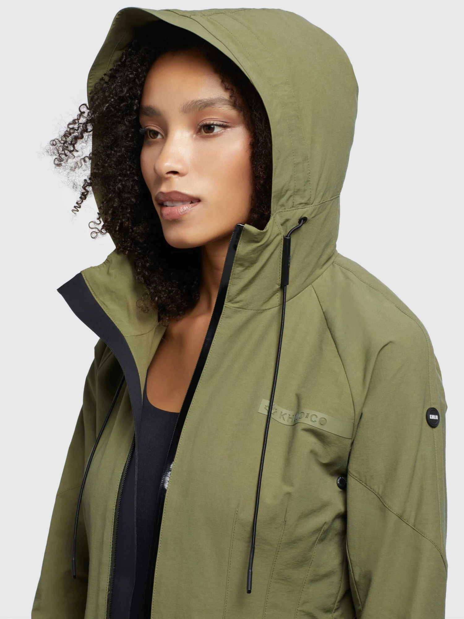 Khujo Parkas Parka Mi-saison Femme Olive 9 Khujo Parkas Parka Mi-saison Femme Olive – Image 7