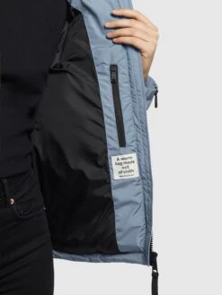 Khujo Vestes Dhiver Veste D’hiver Esila Femme Bleu Clair 15 Khujo Vestes Dhiver Veste D’hiver Esila Femme Bleu Clair -Khujo Soldes Magasin a1018339065f9c3f14c979de48181437