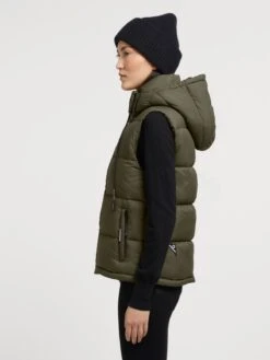 Khujo Vestes Sans Manches Gilet Eden Femme Kaki -Khujo Soldes Magasin a31c2ffd6d712dabbcffe8c55149fc74