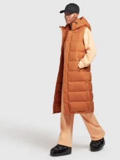 Khujo Vestes Sans Manches Gilet Magneta Femme Orange -Khujo Soldes Magasin f5eb0fa39b2306d61a0f3fdbe6cbef2e