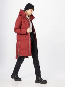 Khujo Manteaux Dhiver Manteau D’hiver Aniva Femme Rouge Carmin 11 Khujo Manteaux Dhiver Manteau D’hiver Aniva Femme Rouge Carmin -Khujo Soldes Magasin f668ec8bd8bb8a79ad8c9a7369f8b794
